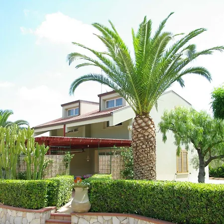 Fontana Barone تْشيفالو