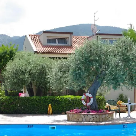 Fontana Barone Appartement Cefalù